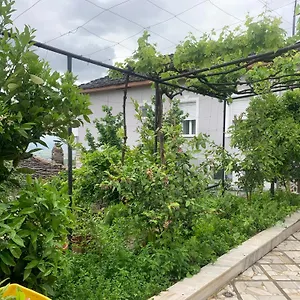  Holiday home Kubeja